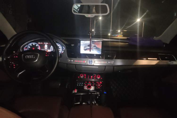 Used Audi A8 2014 A8L 45 TFSI quattro Comfort model
