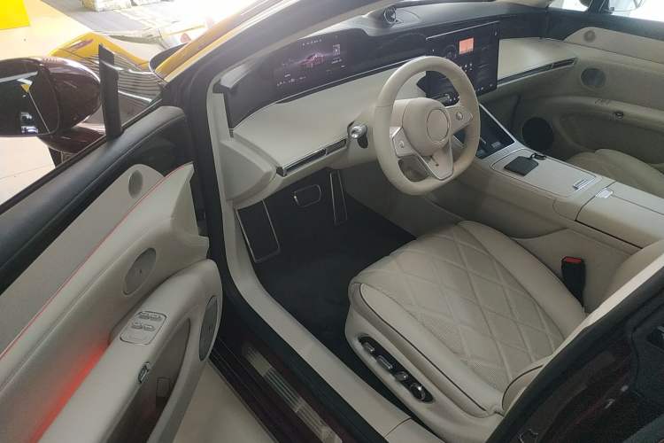 Used Hima Stelato S9 2025 Extended-Range Ultra Driver Seat