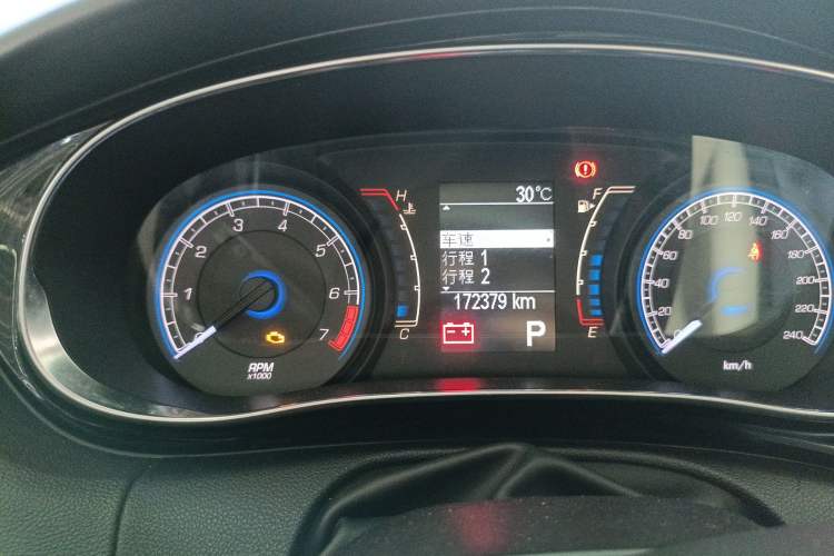 Used Fiat Viaggio 2012 1.4T Automatic Enjoyment Edition Instrument Cluster