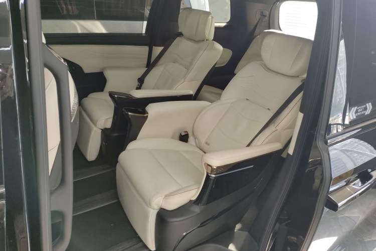 Used GAC Trumpchi M8 2023 Zongshi Series 400T Flagship Edition
