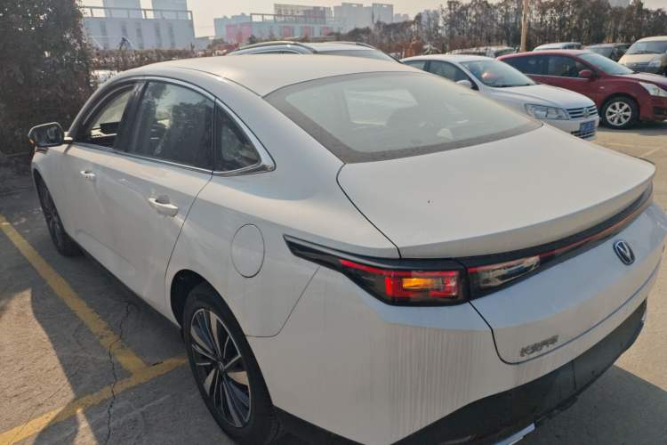 Used Changan Eado PHEV 2025 Smart New Blue Whale 145KM Battleship Edition