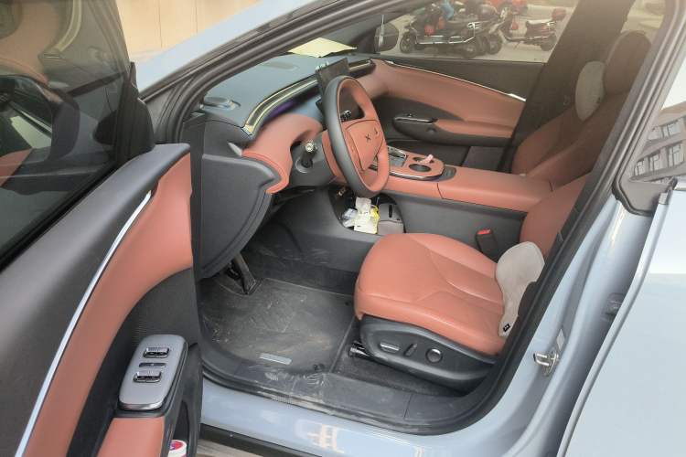 Used XPeng G7 2025 Model—702 Ultra Long Range
