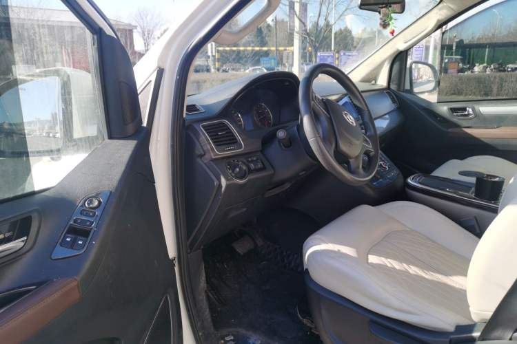 Used SAIC MAXUS G10 2019 Facelift PLUS 2.0T Automatic Elite Edition China VI
