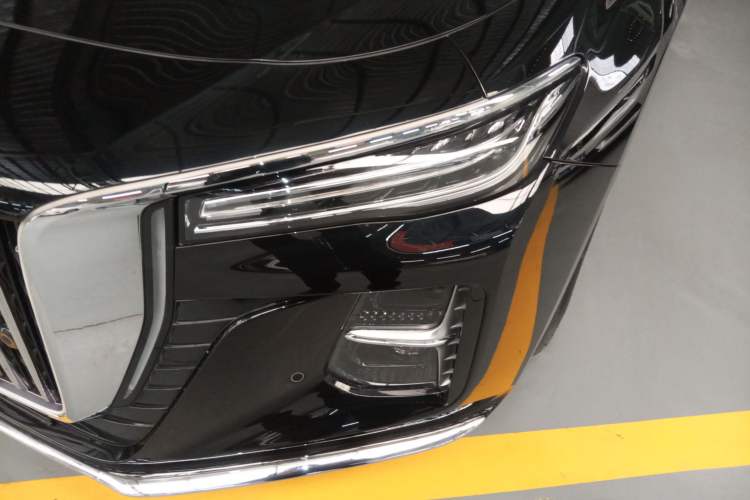 Used Hongqi H5 2025 2.0T Automatic Flagship 500 000th Unit Anniversary Edition