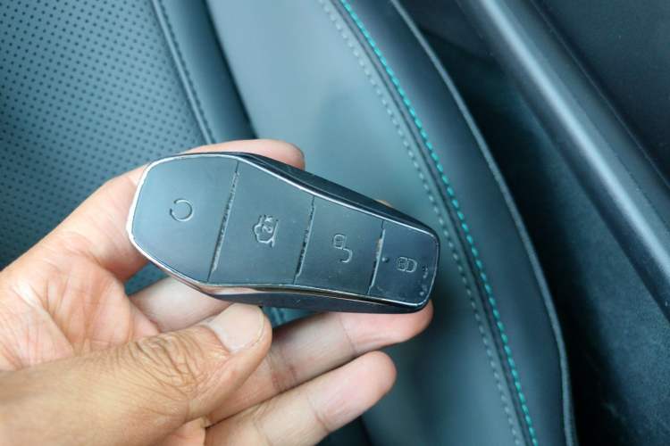 Used BYD Qin L 2025 EV 470KM Leading Edition Vehicle Key