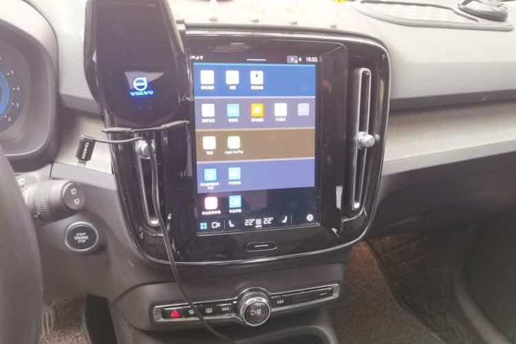 Used Volvo XC40 2023 B4 4x4 Smart Luxury Edition
