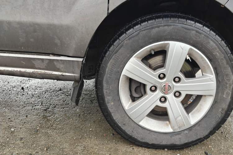 Used Jinbei Gold Hiace 2021 1.5L Passenger Vehicle Engineering Lion 7 Seats