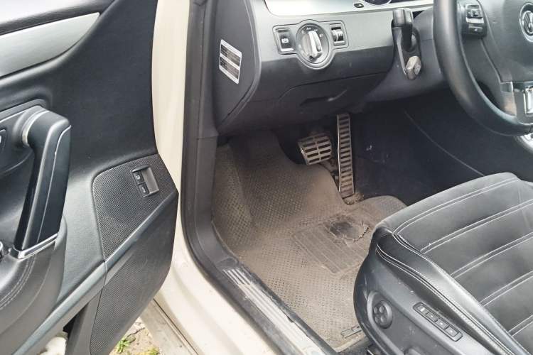 Used Volkswagen FAW-Volkswagen CC 2011 1.8TSI Luxury Model Driver Seat