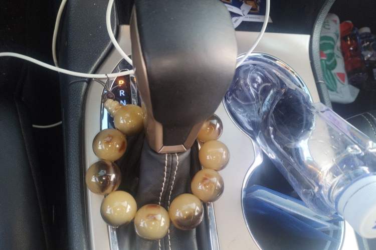 Used Jeep Grand Cherokee 2017 3.0L Comfort Navigation Edition Gear Lever