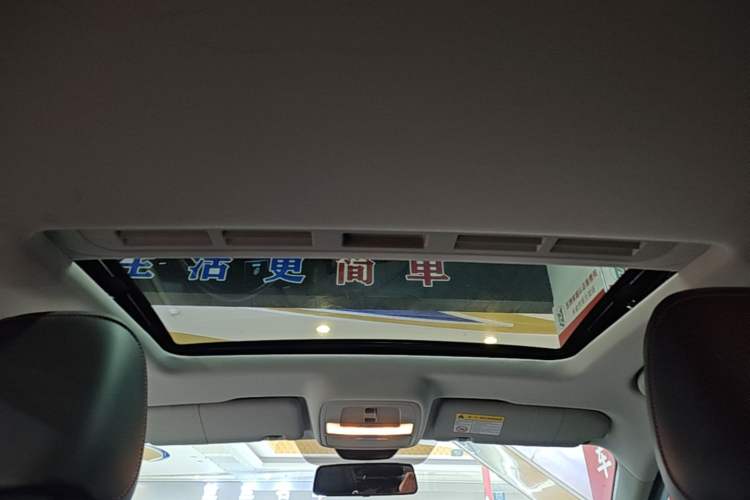 Used MG 5 2021 300TGI DCT Elegant Luxury Edition Headliner