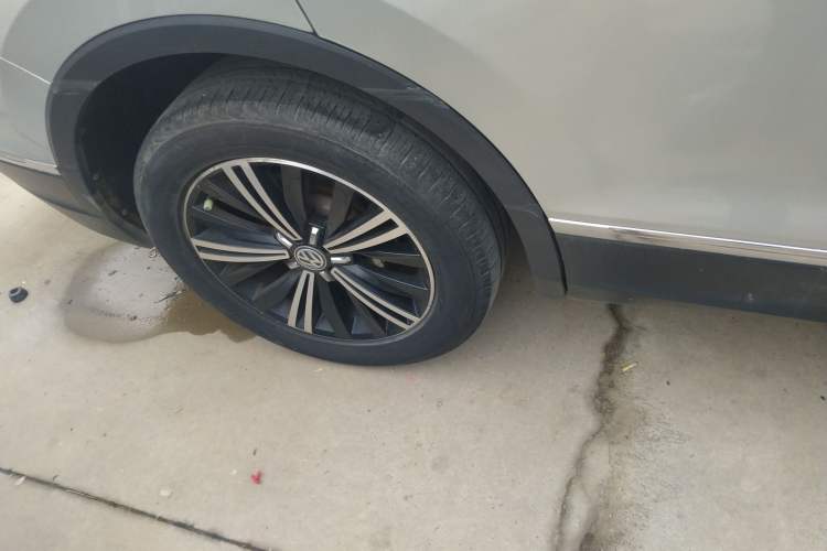 Used Volkswagen Tiguan L 2020 330TSI Automatic Two-Wheel Drive Panoramic Comfort Edition China VI Standard Exterior 5