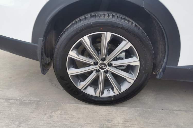 Used Chery Tiggo 8 L 2025 Model 2.0T Two-Wheel Drive Changhong Edition—5 Seaters
