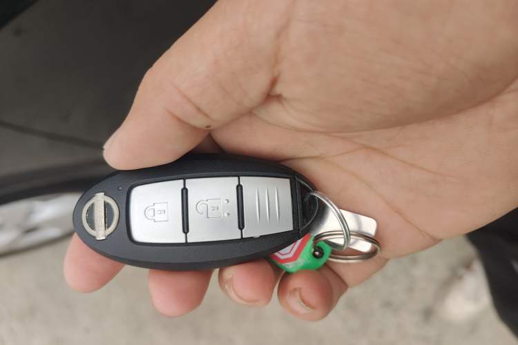 Used Nissan Qashqai 2023 Classic 2.0L CVT XV Comfort Edition
