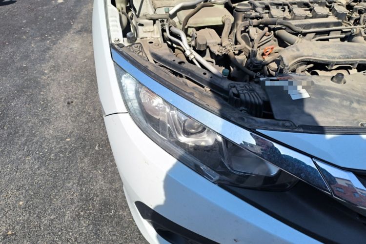 Used Honda Civic 2016 220TURBO CVT Luxury Edition Right Front Headlight