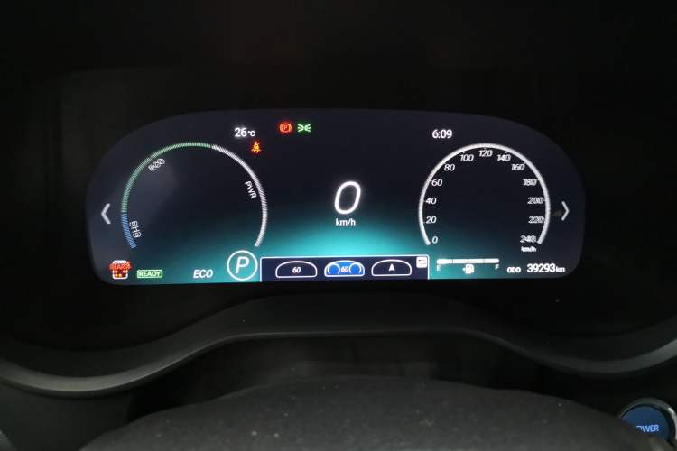 Used Toyota Granvia 2022 2.5L Hybrid Flagship Edition Instrument Cluster