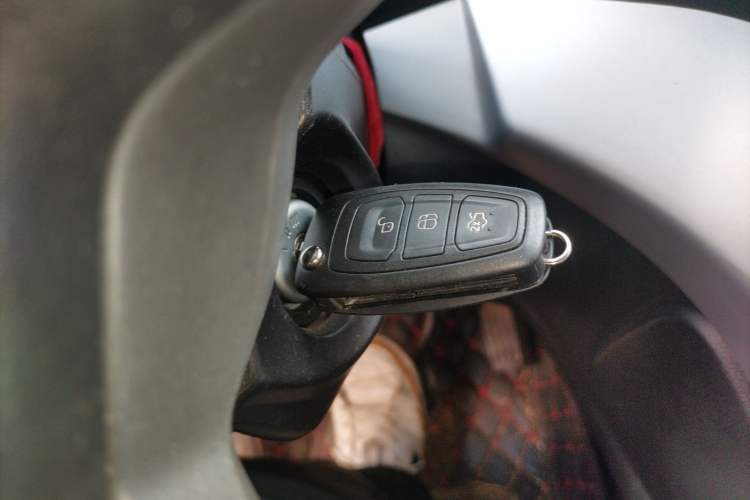 Used Ford Kuga 2015 1.5L GTDi Two-Wheel Drive Fashion Edition
