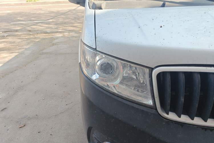 Used Jinbei Hiace X30 2020 1.5L Van Super-Enjoyment Model China VI Standard SWC15M
