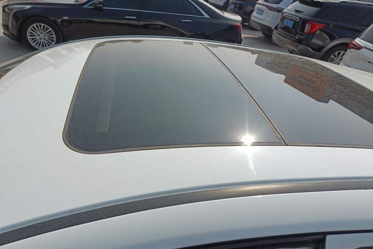 Used Honda Vezel 2020 1.5L CVT Elite Edition
