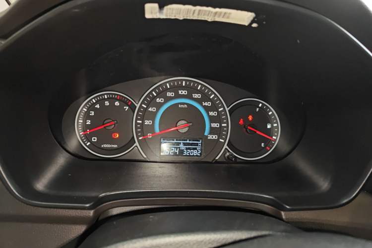 Used Wuling Hongguang V 2019 1.5L Enjoyment Version China VI LAR
