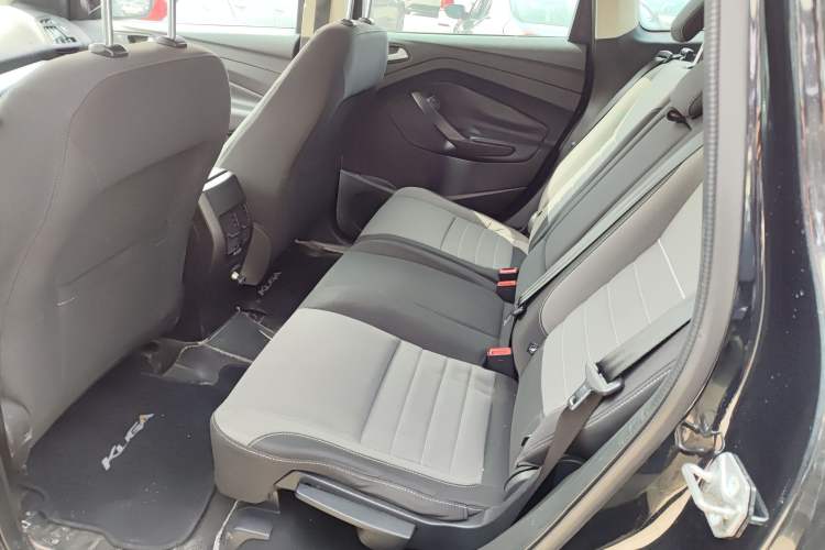 Used Ford Kuga 2015 1.5L GTDi Two-Wheel-Drive Comfort Model
