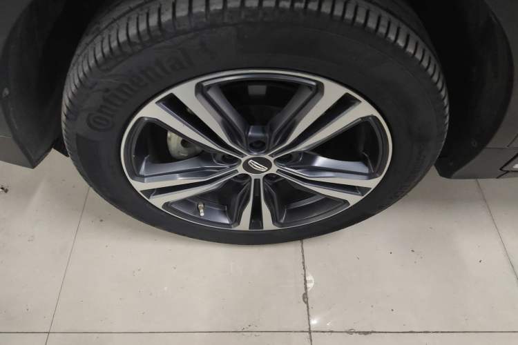 Used Geely Auto Emgrand X7 Sport 2022 1.8TD DCT Zhiya Trim
