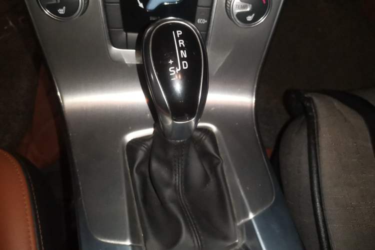 Used Volvo S60 2016 S60L T4 Zhiyuan Edition