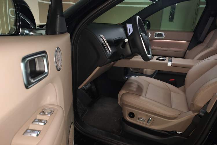 Used Li Auto L6 2025 Pro Smart Refresh Edition Driver Seat