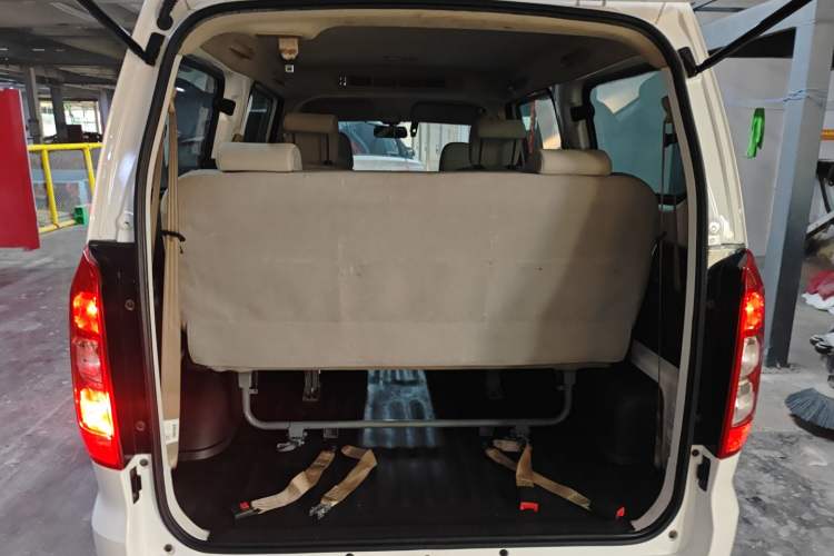 Used Wuling Hongguang V 2021 1.5L Refreshed Enjoyment Edition LAR
