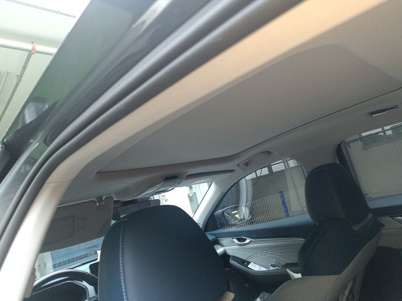 Geely Auto Preface 2023 2.0TD Prestige Version — снимка 14