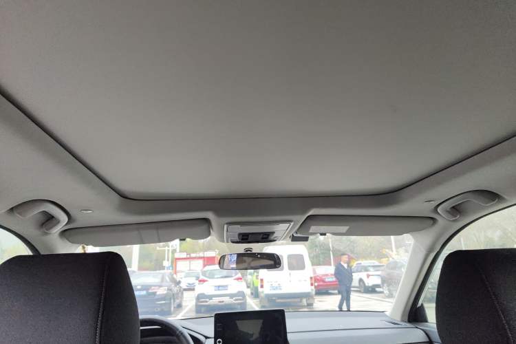 Used Honda Breeze 2023 240TURBO Two-Wheel Drive Elite Edition 5 Seats
