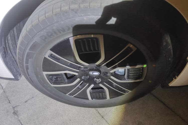 Used ORA ORA 5 2026 Model, 580km Max Edition