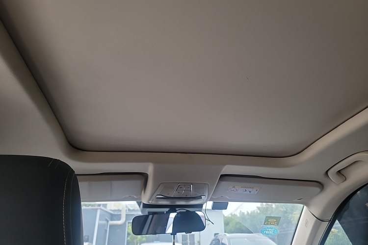 Used Bestune T77 2019 230 TID Automatic Prestige Version China V Emission Standard
