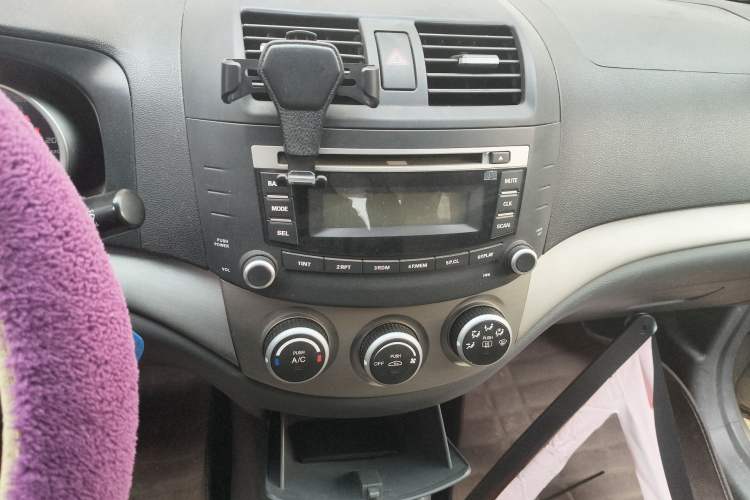 Used CHANGAN Alsvin 2011 Sedan 1.5L Manual 3G Edition