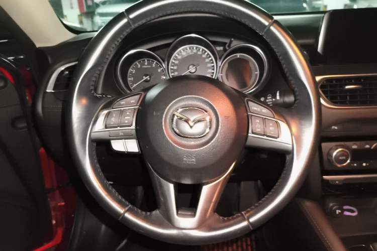 Used Mazda Atenza 2017 2.0L Blue Sky Luxury Edition
