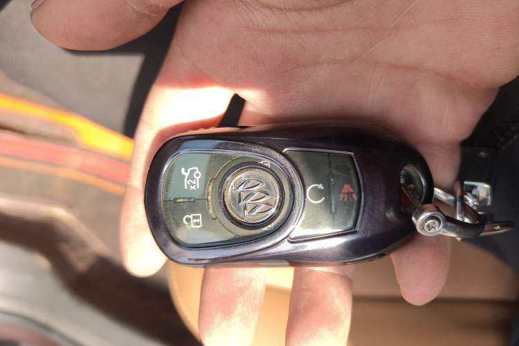 Used Buick LaCrosse 2018 28T Luxury Model
