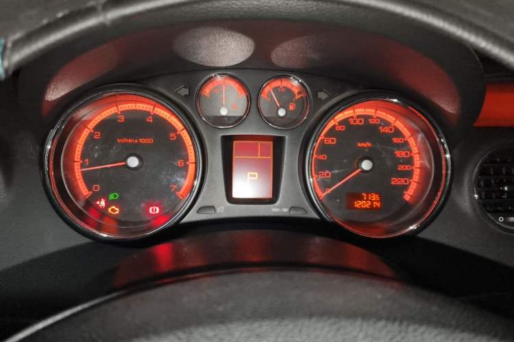 Used Peugeot 408 2011 2.0L Automatic Comfort Edition
