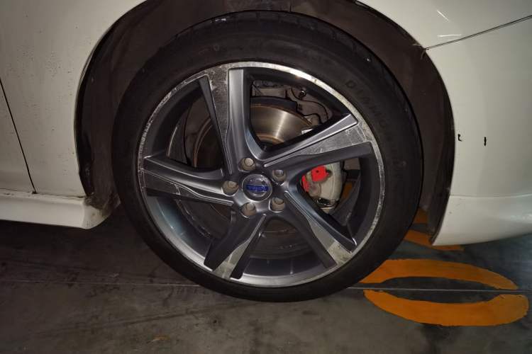 Used Volvo V60 2013 T5 Zhiya Edition