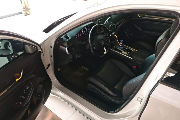 Used Honda Accord 2022 260TURBO Phantom Night · Prestige Edition