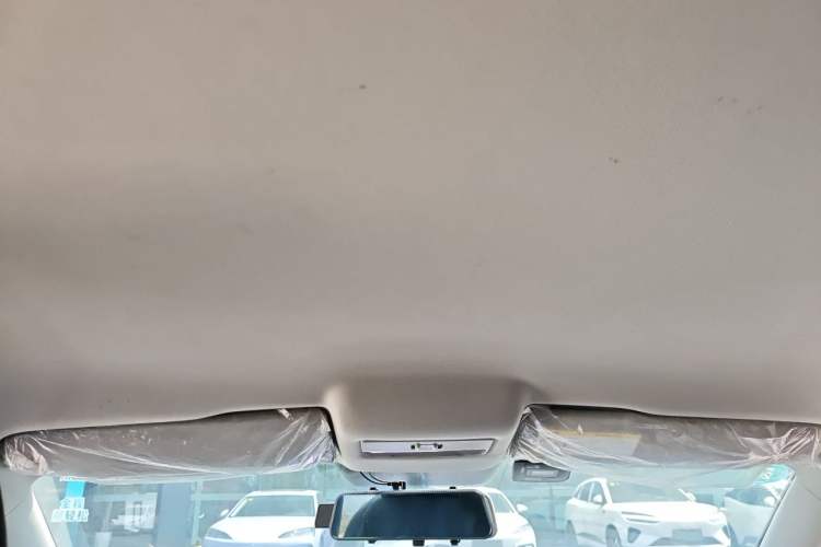Used Volkswagen Polo 2016 1.4L Manual Fashion Model Headliner