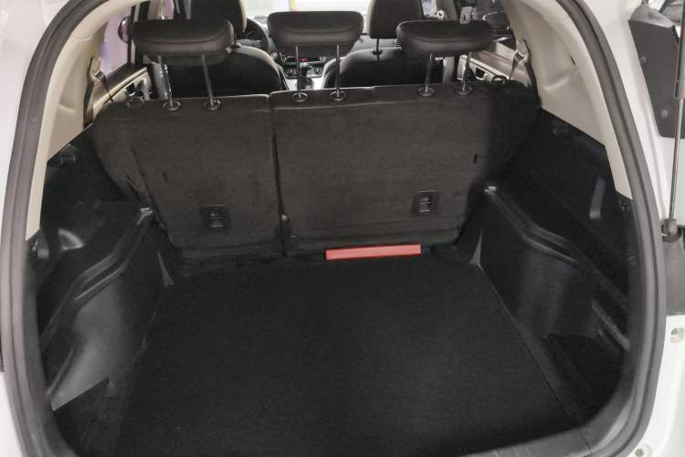 Used Haval M6 2019 1.5T DCT Two-Wheel Drive Value Edition China VI Standard Trunk