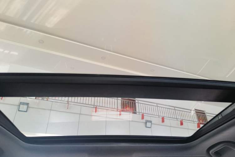 Used Honda UR-V 2017 240TURBO Two-Wheel Drive Classic Edition China V