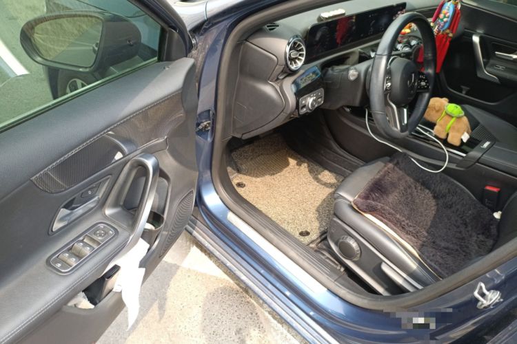 Used Mercedes-Benz A-Class 2022 A 200 Dynamic Edition Driver Seat