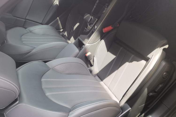 Used Audi A4L 2023 40 TFSI quattro Luxury Dynamic Edition Right Front Seat