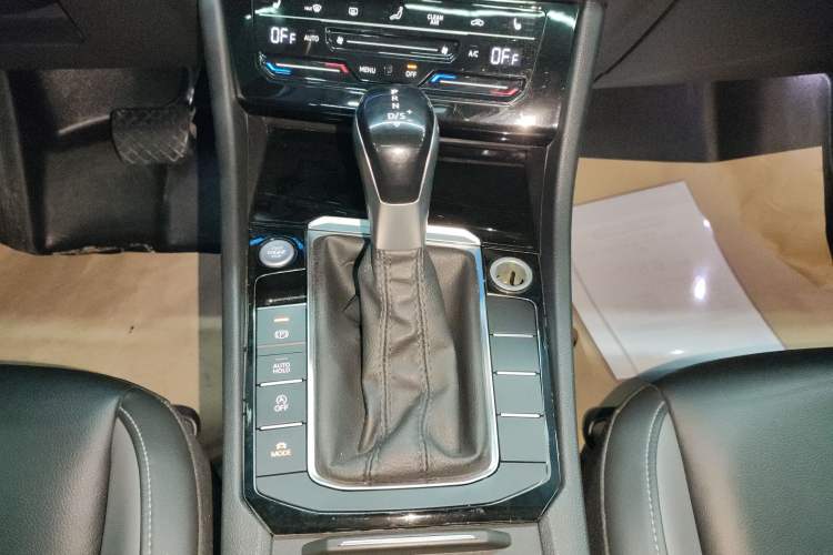 Used Volkswagen Sagitar 2021 280TSI DSG Excellence Edition
