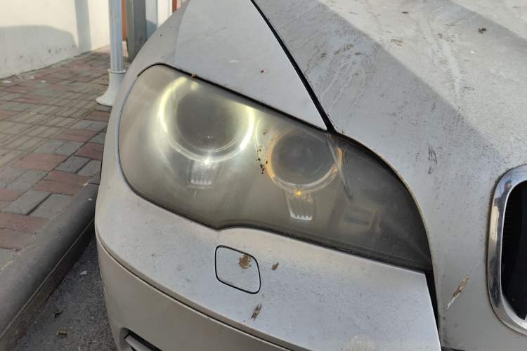 Used BMW X5 2011 xDrive35i Luxury Model
