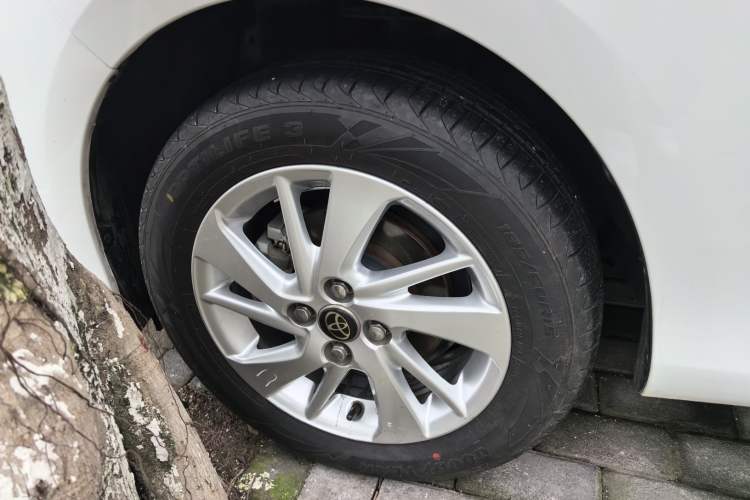 Used Toyota YARiS L Zhi Xiang 2017 1.5E CVT Dynamic Edition Left Front Wheel Hub