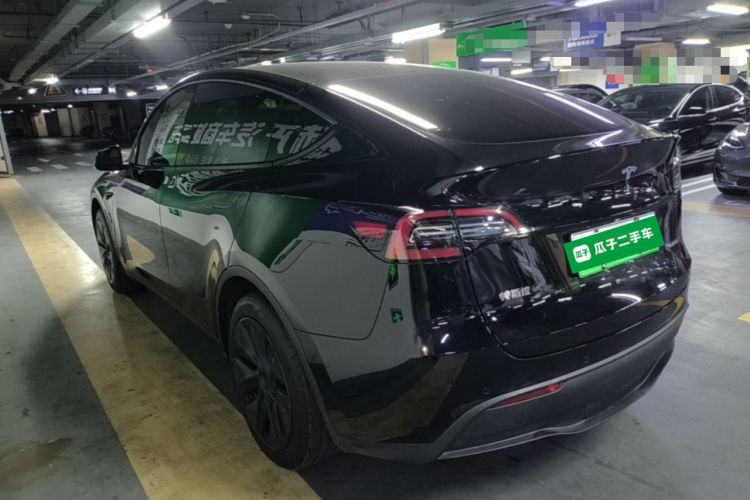 Used Tesla Model Y 2023 Rear-Wheel-Drive Version
