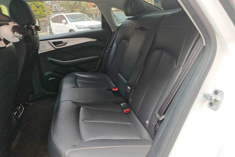 Used Roewe i6 MAX New Energy 2021 EV 500 Skyroof Flagship Edition Left Rear Seat