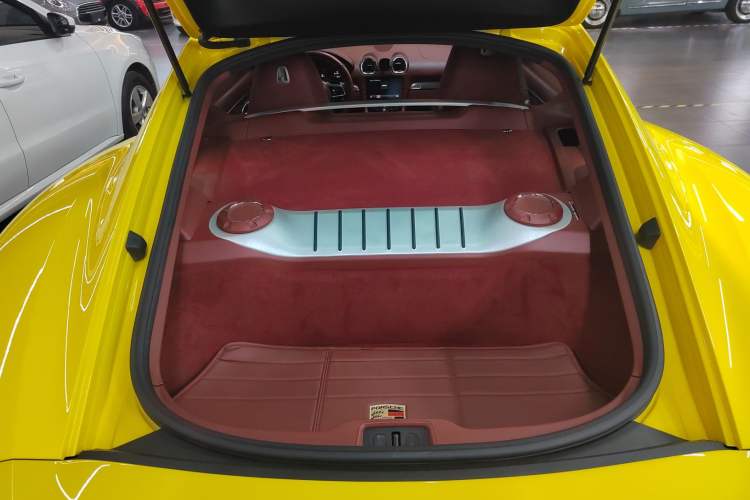 Used Porsche 718 2020 Cayman 2.0T
