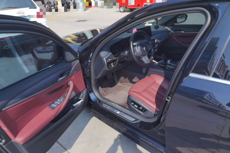 Used BMW 5 Series 2022 Revised Version 3 530Li Luxury Edition M Sport Package Interior 3